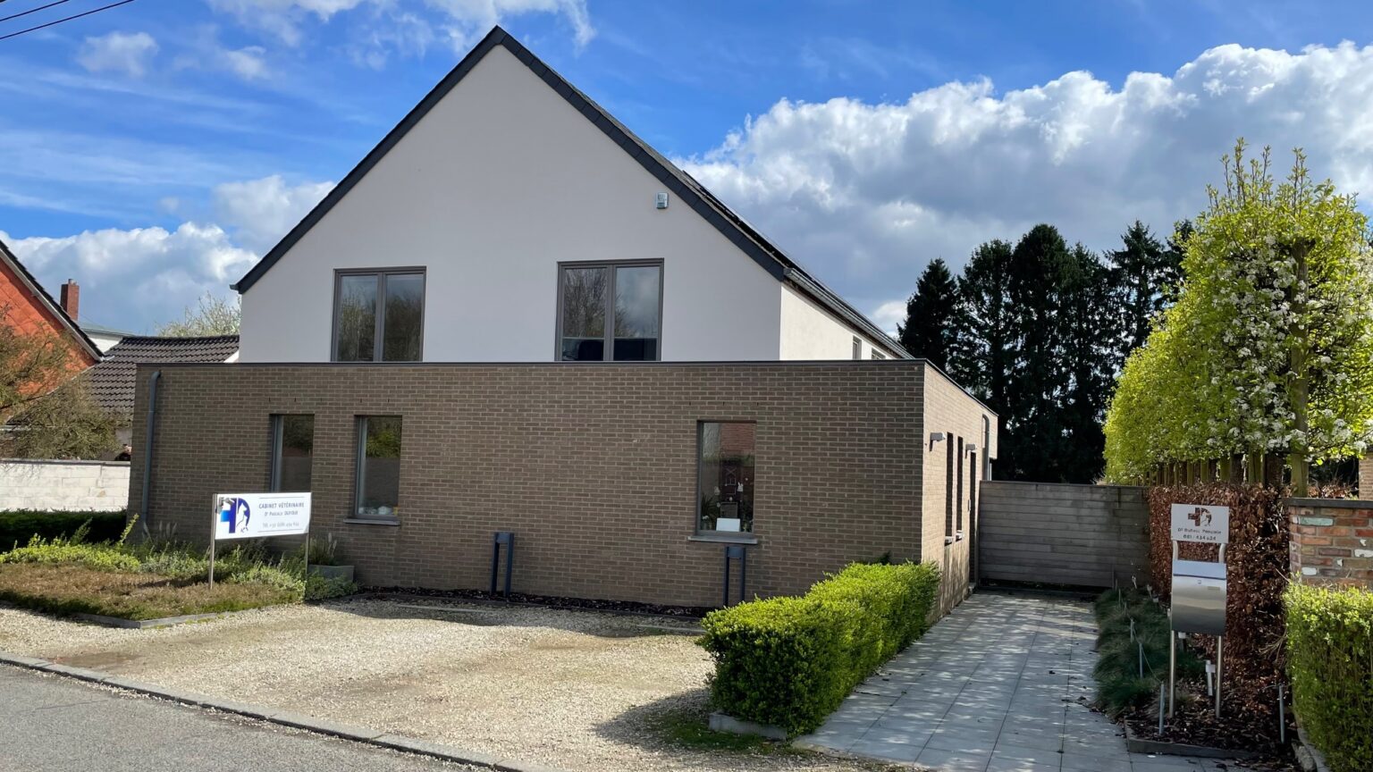 facade-exterieure-cabinet-veterinaire
